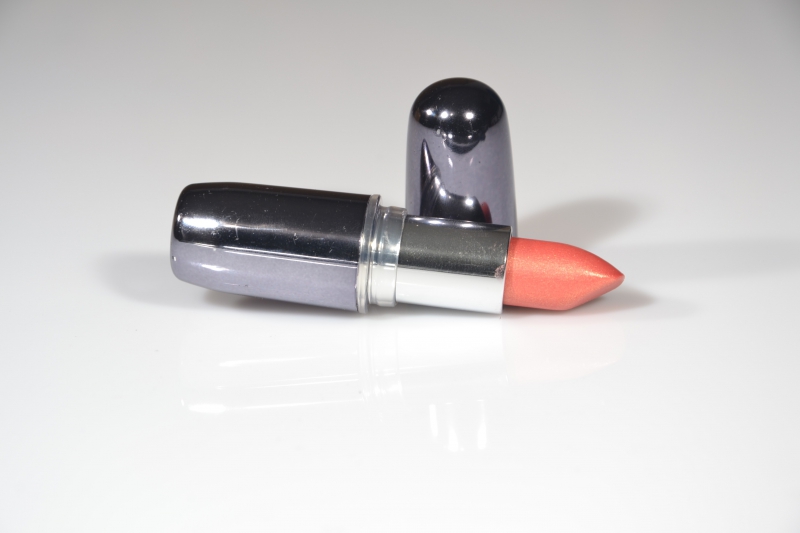 esthetique-PIGNANS-min_lipstick-273109